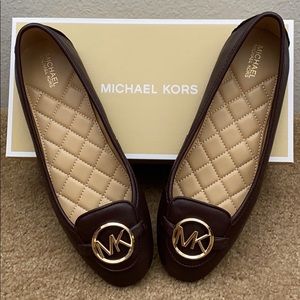 SALE‼️Michael kors. 💯 Used twice